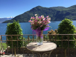Отель B&B Spiaggia Amore  Каннобио